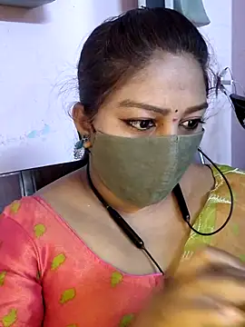 RomeoJuliet345 online show from 04/18/26, 05:39