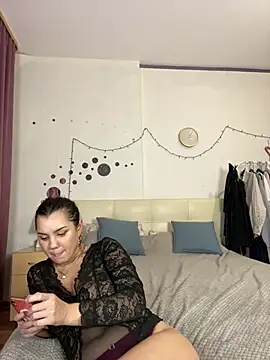 MiraMiss online show from 01/29/25, 11:09