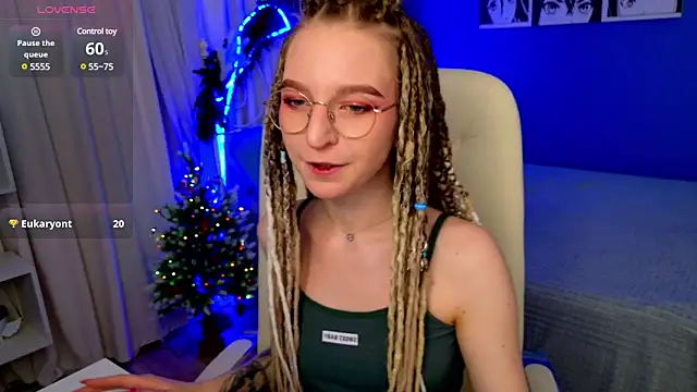 VioletShine online show from 12/24/24, 02:33