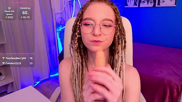 VioletShine online show from 02/07/25, 02:58