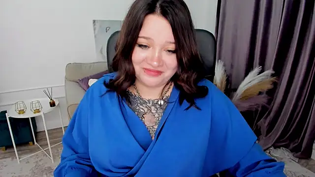 Snapshot of MoonLghte chatting on 03/13/25, 10:54 MoonLghte online show from 03/13/25, 10:54