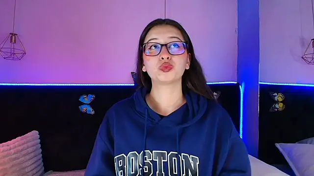 Snapshot of Anastasia_Whitee chatting on 04/03/26, 12:25 Anastasia Whitee online show from 04/03/26, 12:25