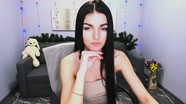 Angelina Clarks online show from 12/16/24, 01:00