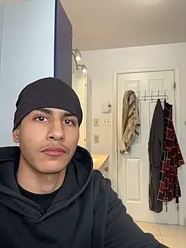 johnycash21 online show from 12/14/25, 02:00