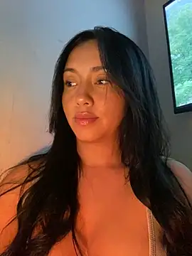 sweet kitty0110 online show from 01/31/25, 05:09