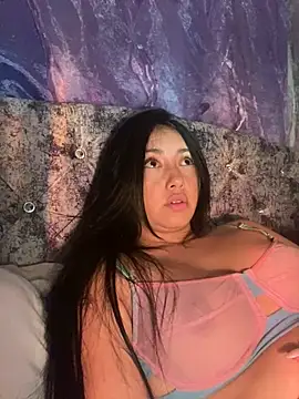 sweet kitty0110 online show from 02/15/25, 04:47