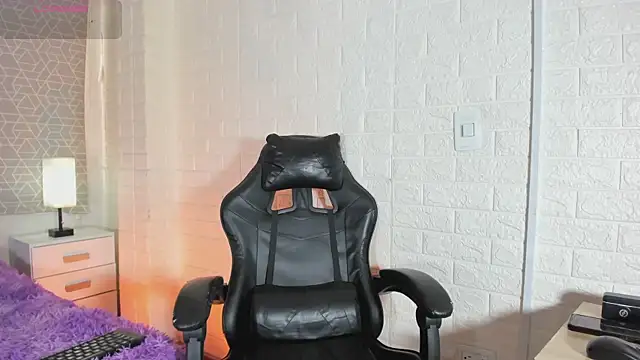 sweet kitty0110 online show from 03/13/26, 08:37