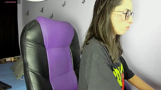 aiko mori online show from 04/09/26, 09:42