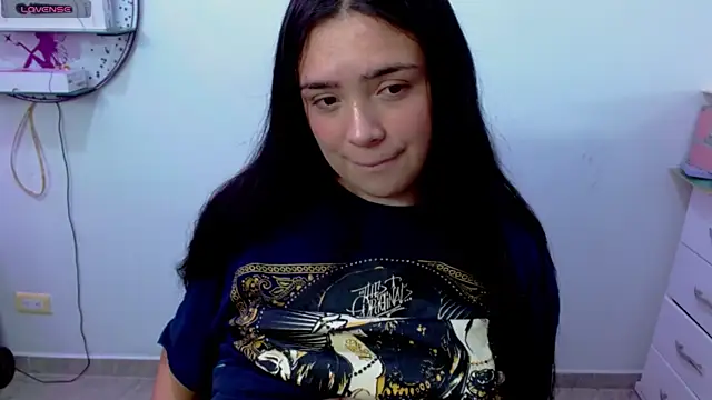 mia johns  online show from 03/28/26, 03:39