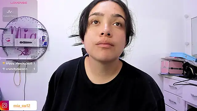 mia johns  online show from 04/03/26, 05:05