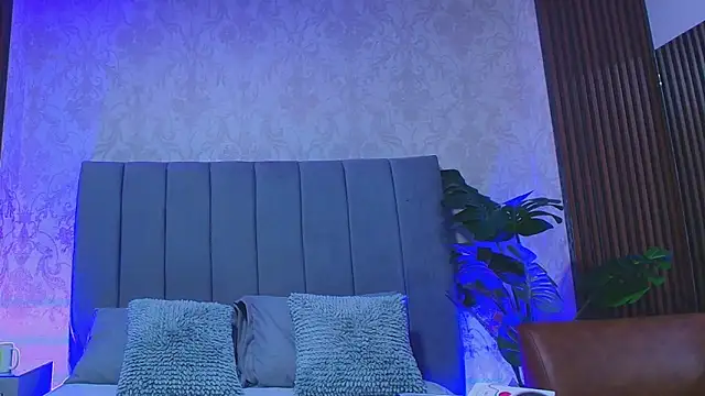 MeganCruzGB online show from 03/11/25, 07:36