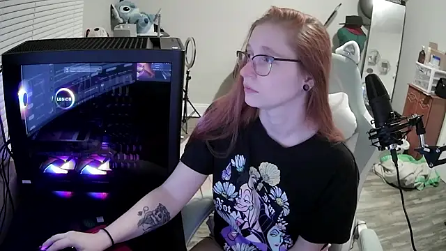 Snapshot of LilyFoxxx chatting on 10/10/25, 03:16 LilyFoxxx online show from 10/10/25, 03:16