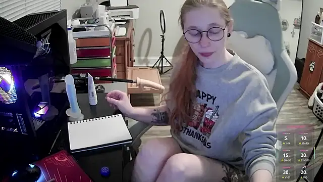 Snapshot of LilyFoxxx chatting on 02/07/26, 06:17 LilyFoxxx online show from 02/07/26, 06:17