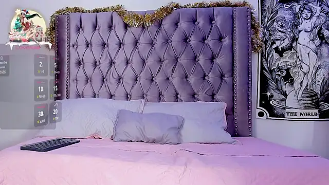 Snapshot of ened_nessa chatting on 12/23/24, 04:44 ened nessa online show from 12/23/24, 04:44