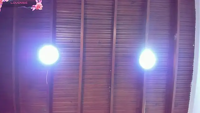 valtira nova online show from 10/02/25, 06:59