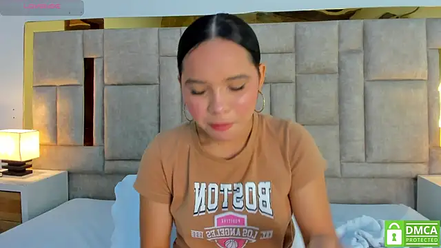 valtira nova online show from 04/08/26, 07:47