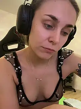 Burning girlss online show from 12/30/24, 01:26