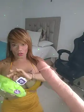 Snapshot of milf_venus chatting on 06/08/26, 06:08 milf venus online show from 06/08/26, 06:08