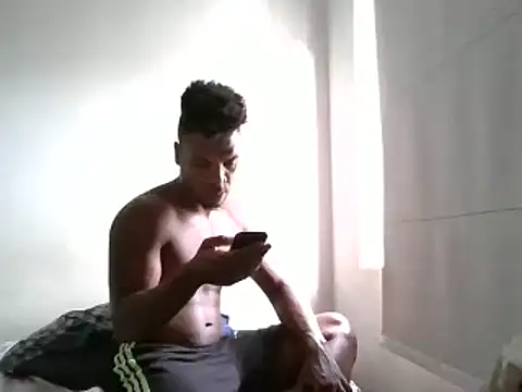 negodi09 online show from 01/10/25, 08:26