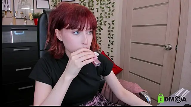 Snapshot of ElizaNik_ chatting on 06/30/26, 09:38 ElizaNik online show from 06/30/26, 09:38