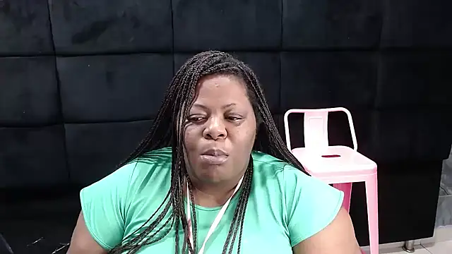 Snapshot of rocio_bbw_ chatting on 01/30/25, 02:27 rocio bbw  online show from 01/30/25, 02:27