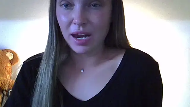 Lucky Anna online show from 09/13/25, 09:47