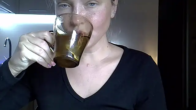 Lucky Anna online show from 02/10/26, 09:41