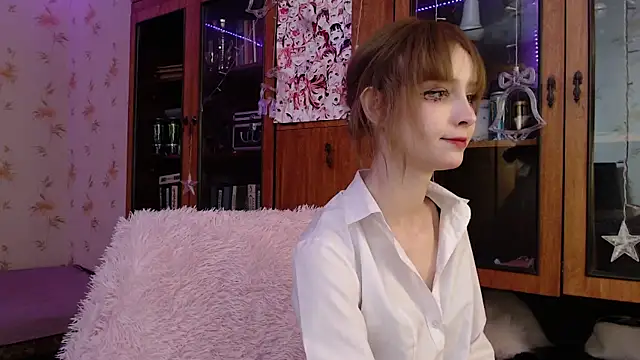 cloudgirrl online show from 01/30/25, 09:47