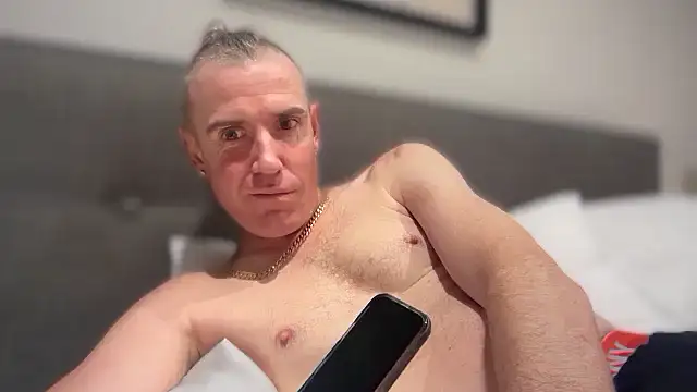 SugarCoupleAus online show from 10/25/25, 04:57