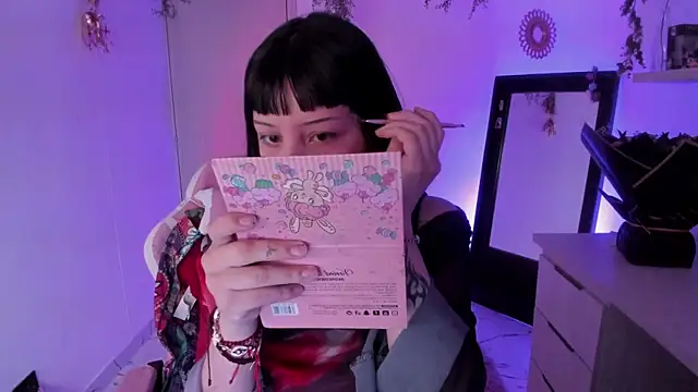 Snapshot of Francesca1_ chatting on 02/22/25, 07:03 Francesca1 online show from 02/22/25, 07:03