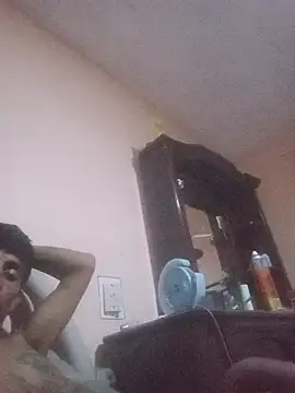 carloshot31 online show from 05/14/26, 08:43