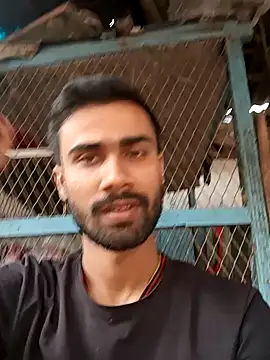 Snapshot of Skinny_Bigass_23 chatting on 01/19/25, 09:01 Skinny Bigass 23 online show from 01/19/25, 09:01