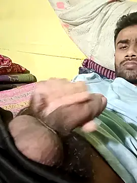 Snapshot of Skinny_Bigass_23 chatting on 02/22/25, 06:30 Skinny Bigass 23 online show from 02/22/25, 06:30