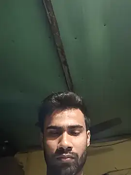 Snapshot of Skinny_Bigass_23 chatting on 03/16/25, 08:00 Skinny Bigass 23 online show from 03/16/25, 08:00