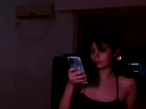 candycamiila online show from 02/19/25, 07:17