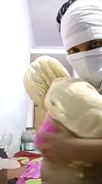 hot wife 35 online show from 12/03/24, 05:45