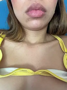 Aaliyah Salma online show from 07/12/26, 06:59