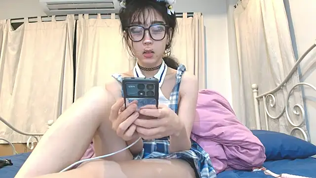 Snapshot of seo_yeon_ chatting on 01/13/25, 03:26 seo yeon online show from 01/13/25, 03:26