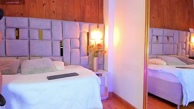 Saori newman online show from 03/23/25, 01:09