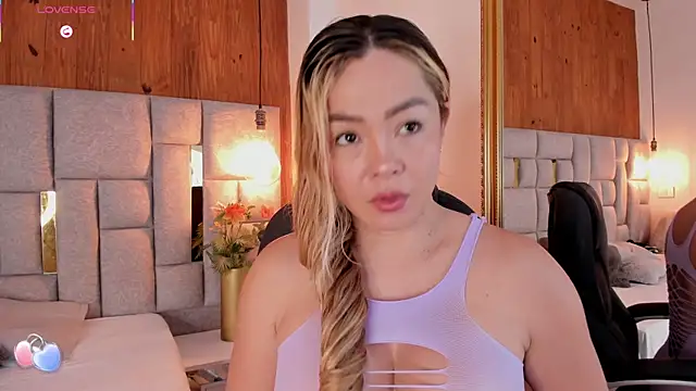 Saori newman online show from 10/21/25, 12:06