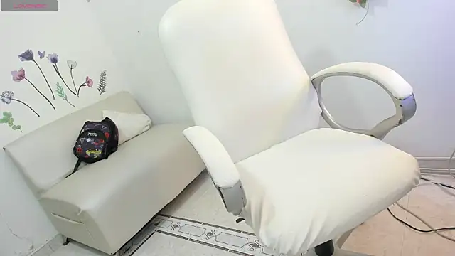 ariana crazzy online show from 12/17/24, 06:09