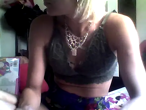 ariana crazzy online show from 02/21/25, 02:59