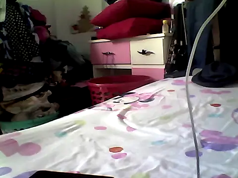 ariana crazzy online show from 11/20/25, 03:12