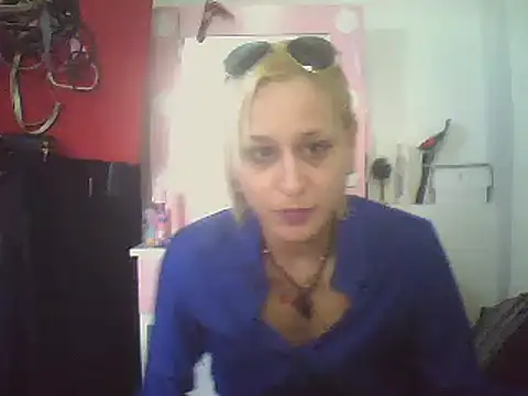 ariana crazzy online show from 01/17/26, 03:39