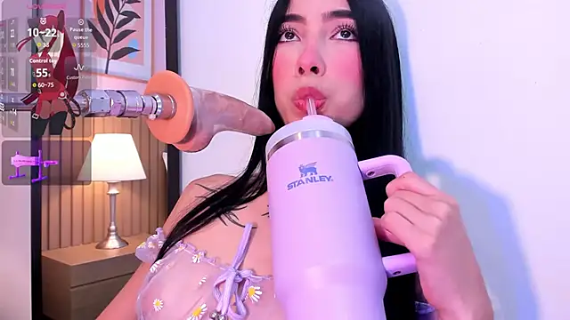 sexy mich 18 online show from 03/07/26, 07:44