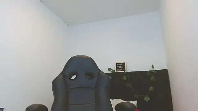 CelesteAyase online show from 02/06/25, 11:04