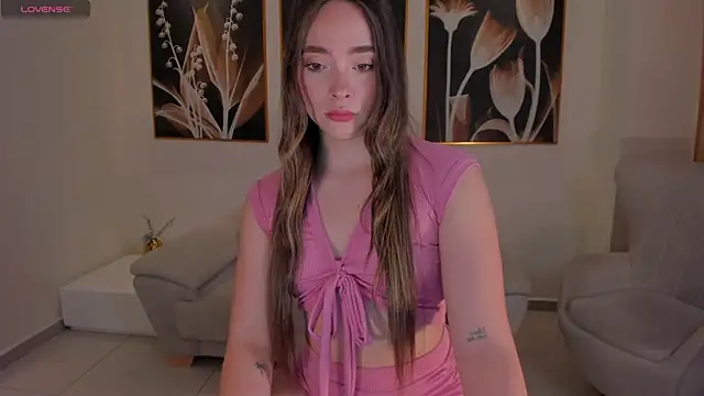 AlinaKravitz online show from 02/06/25, 11:32