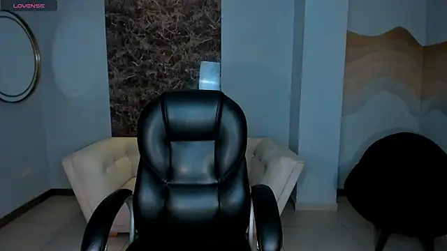 AlinaKravitz online show from 10/22/25, 11:32