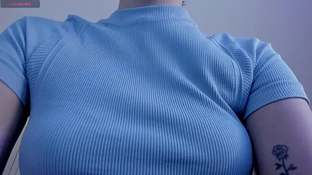 KaiaFerreira online show from 11/23/25, 12:38