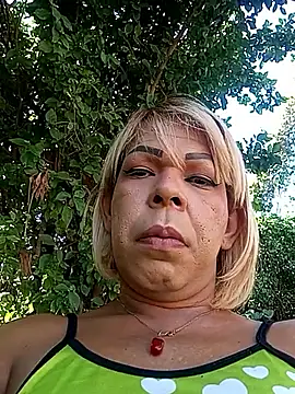 blondebitchlitle online show from 10/16/25, 01:34